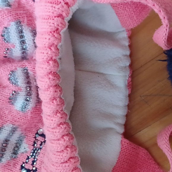 Winter Hat for girls Size 5-8 years old. - Picture 3 of 4